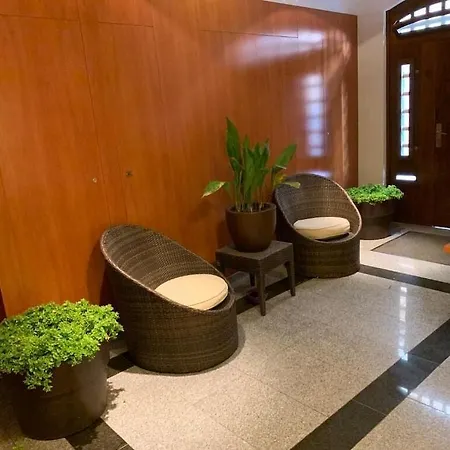 Ξενοδοχείο Led Σίτζες