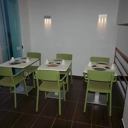 Led Ξενοδοχείο 3*