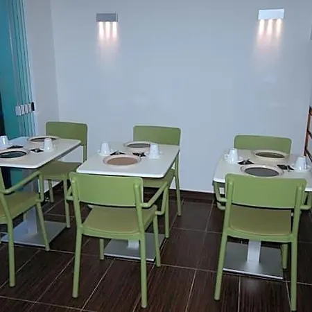 Led Hotel