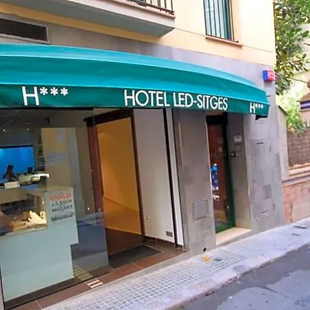 Led 3* Sitges
